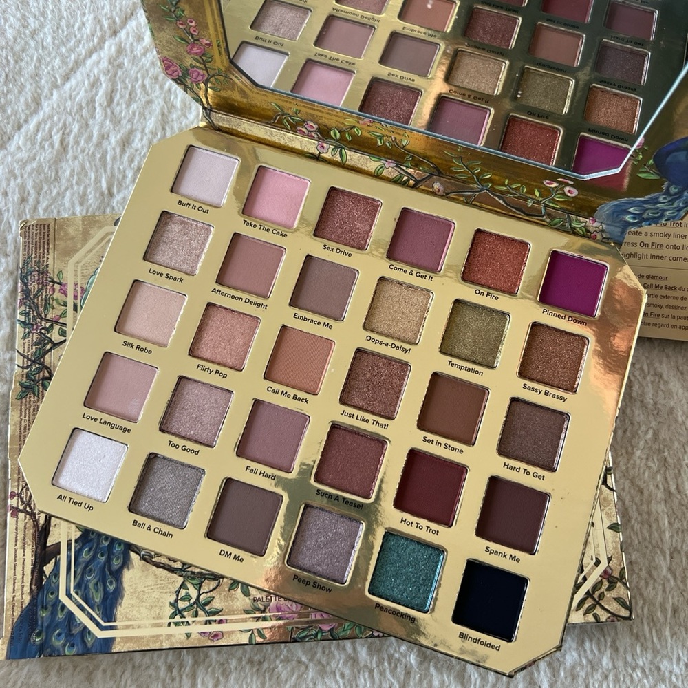 Brand new Too Faced eyeshadow palette